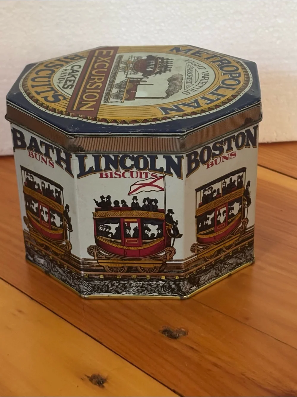 Vintage Metropolitan Excursion English Biscuit Tin